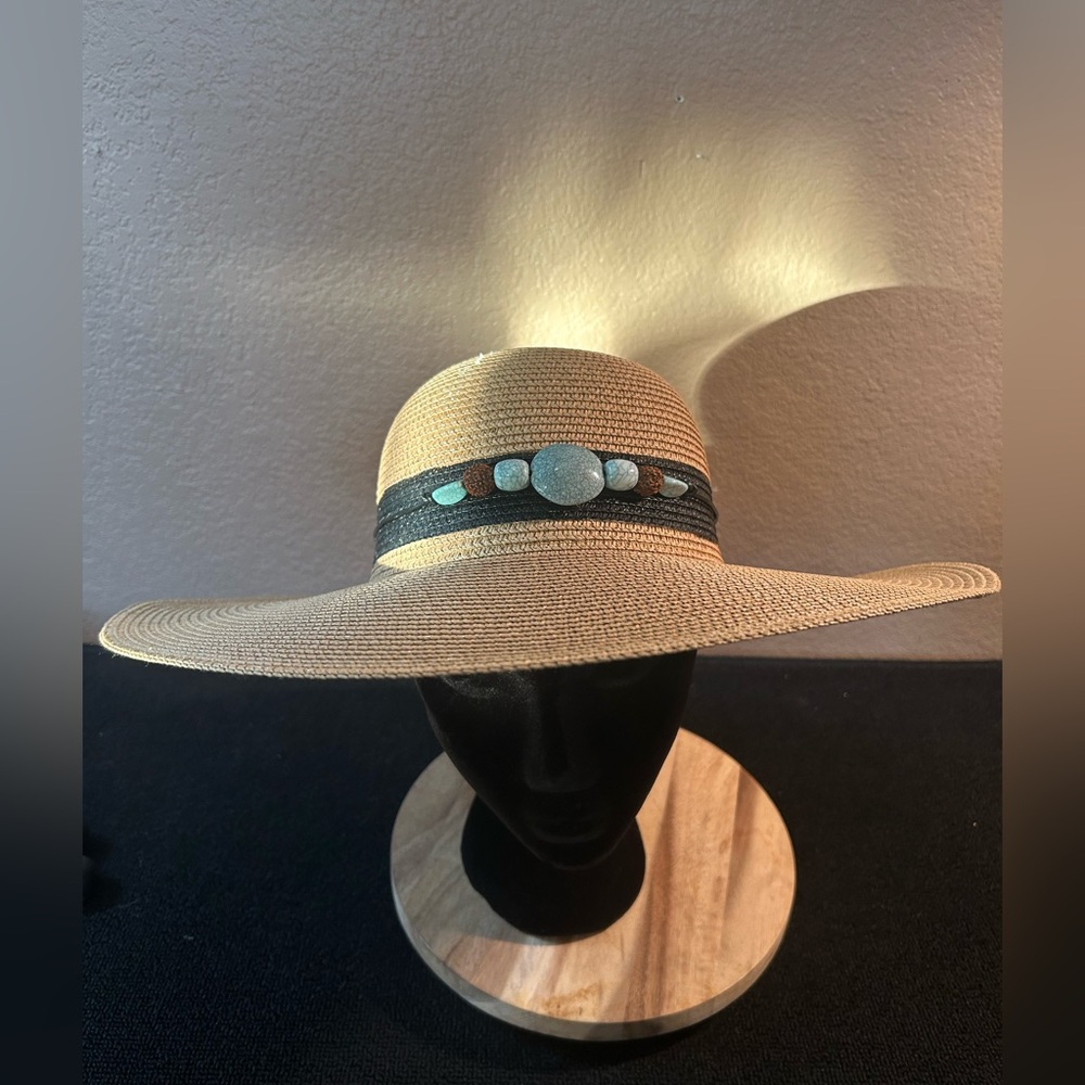 Womens Wide Brim Straw Sun Hat. Featuring A Unique Southwestern Beaded Hat band